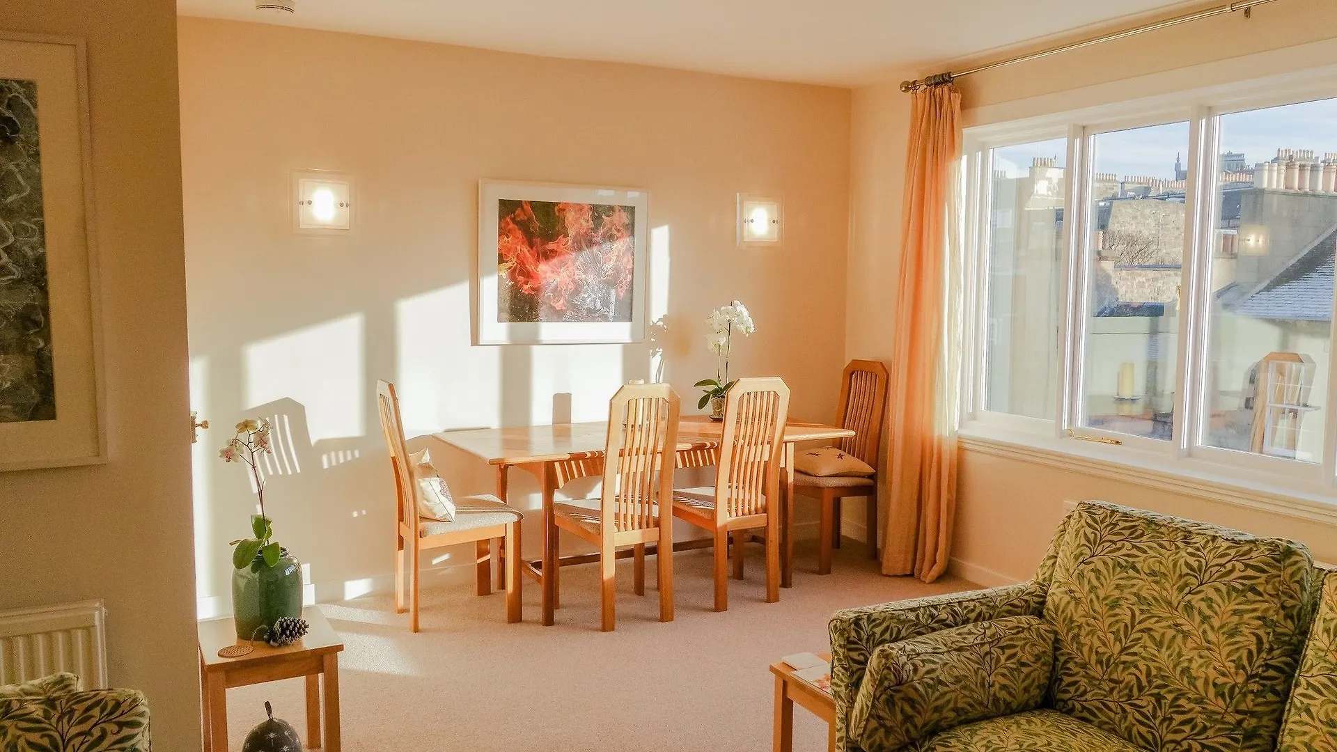 Apartment In Edinburgh City Centre 0*,